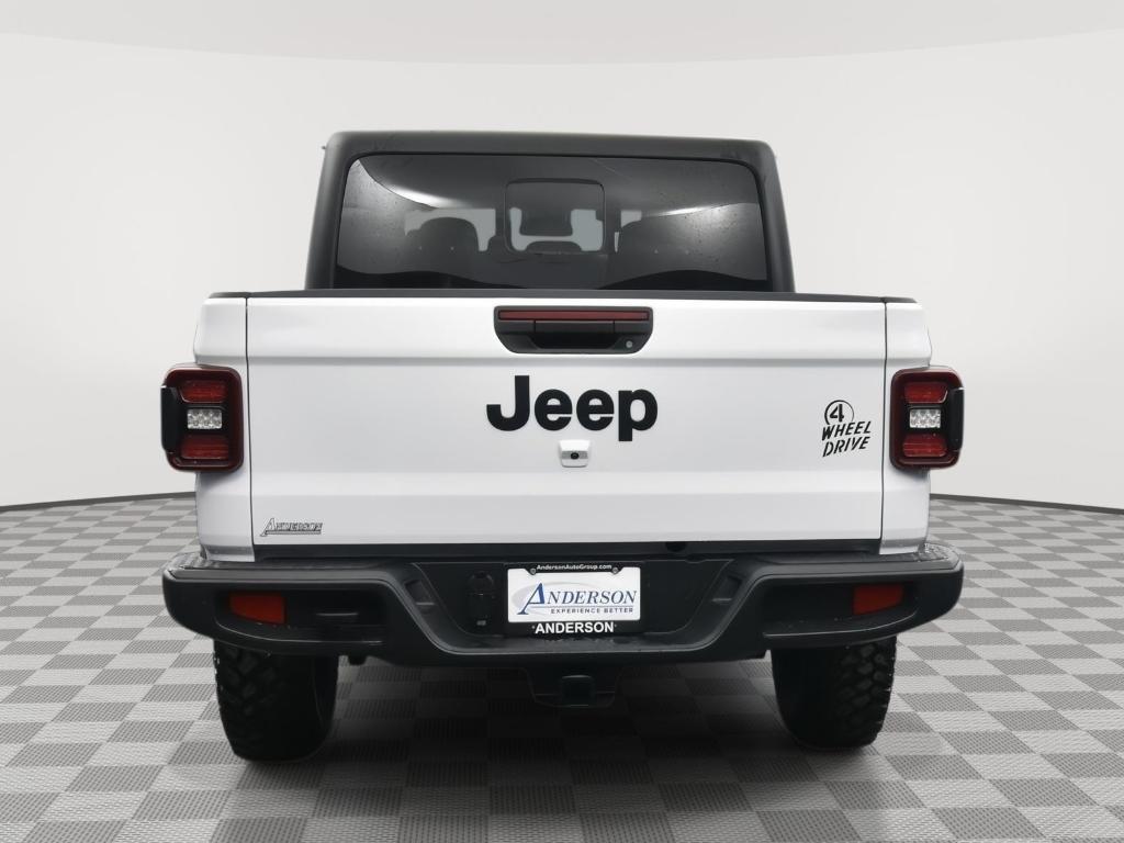 new 2025 Jeep Gladiator car, priced at $46,436