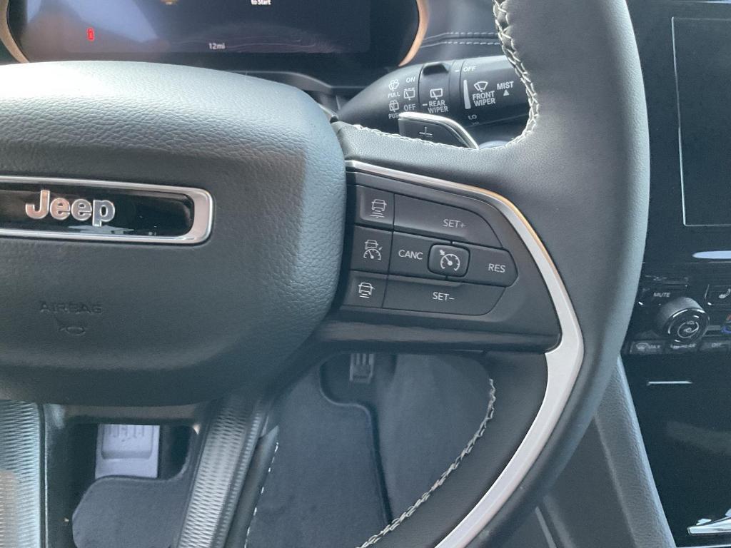 new 2025 Jeep Grand Cherokee L car, priced at $43,373