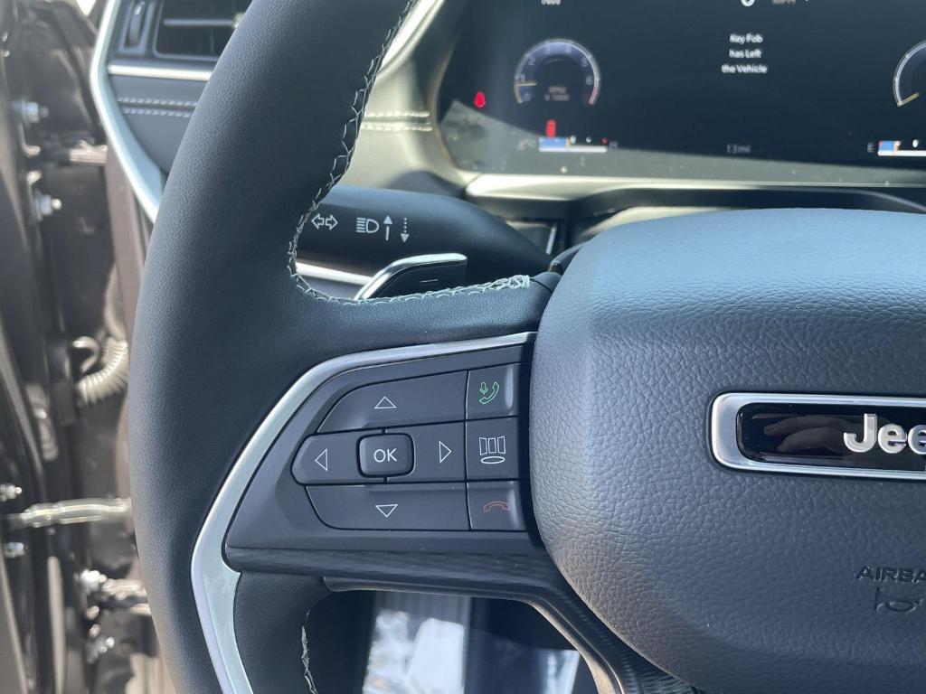 new 2025 Jeep Grand Cherokee L car, priced at $43,715