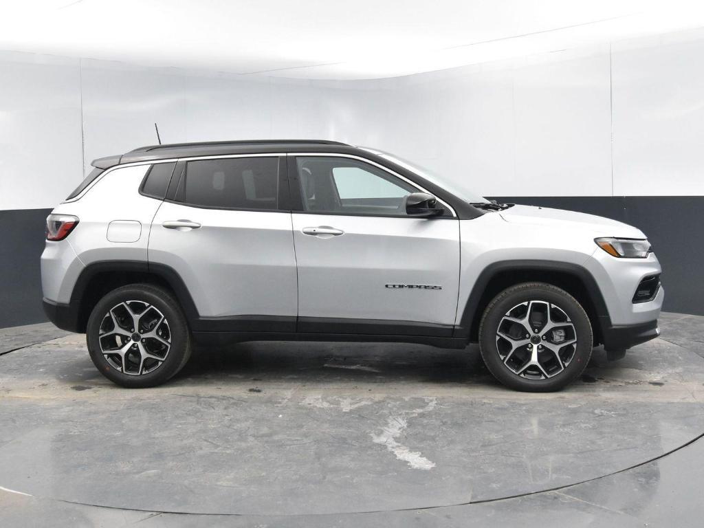 new 2025 Jeep Compass car, priced at $33,235