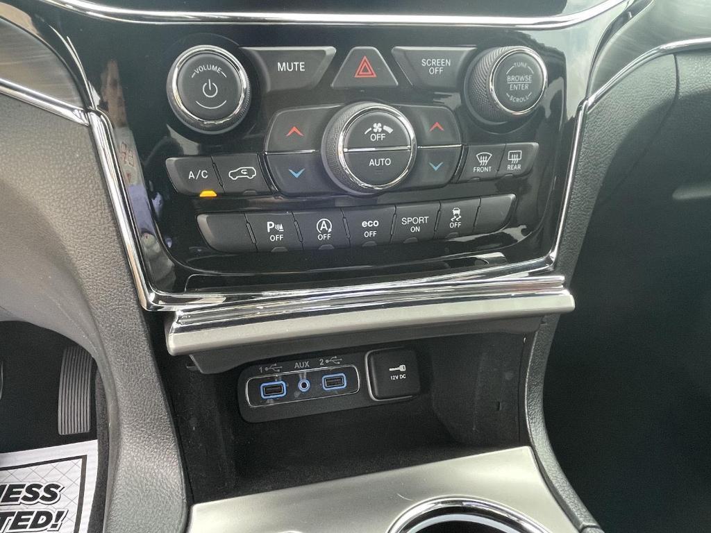 used 2021 Jeep Grand Cherokee car, priced at $31,990
