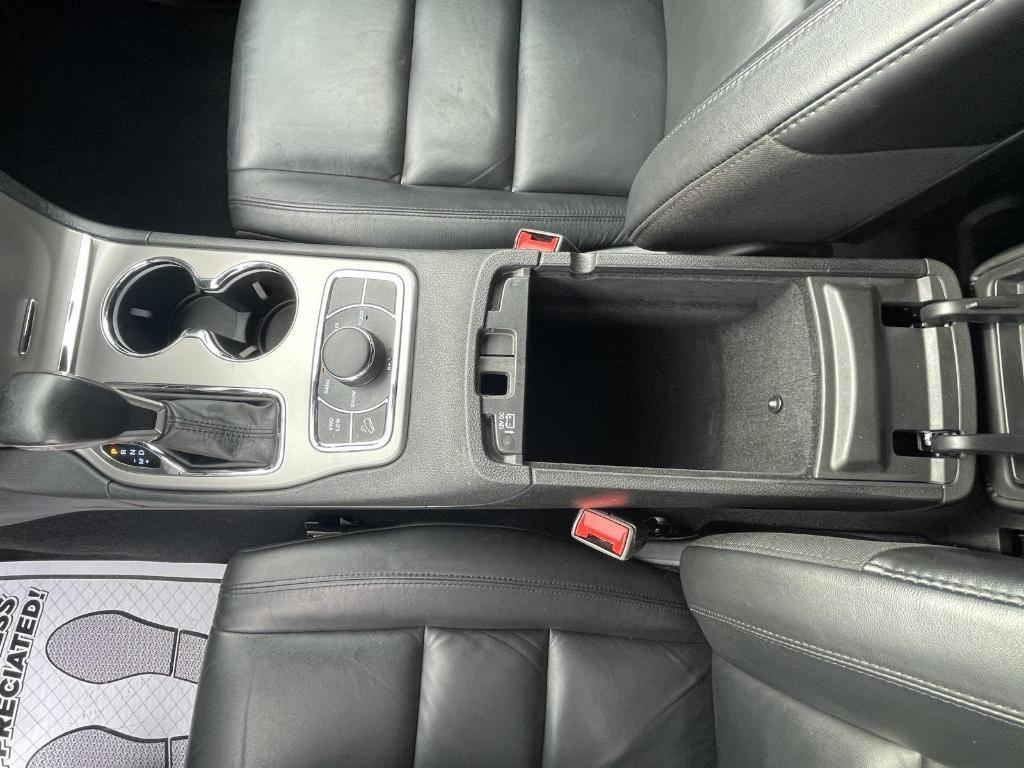 used 2021 Jeep Grand Cherokee car, priced at $31,990