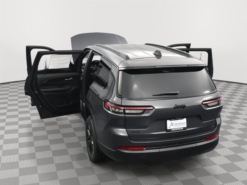 new 2025 Jeep Grand Cherokee L car, priced at $38,530