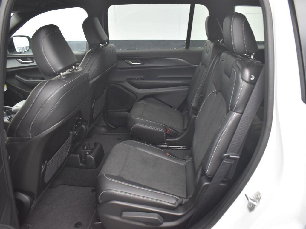 new 2025 Jeep Grand Cherokee L car, priced at $41,164