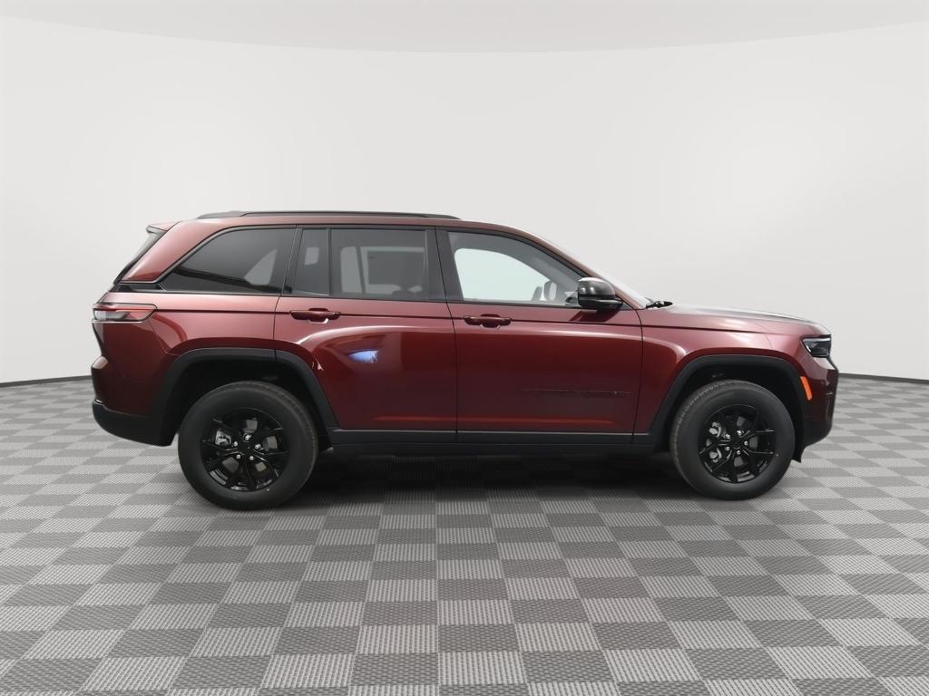 new 2025 Jeep Grand Cherokee car, priced at $40,812