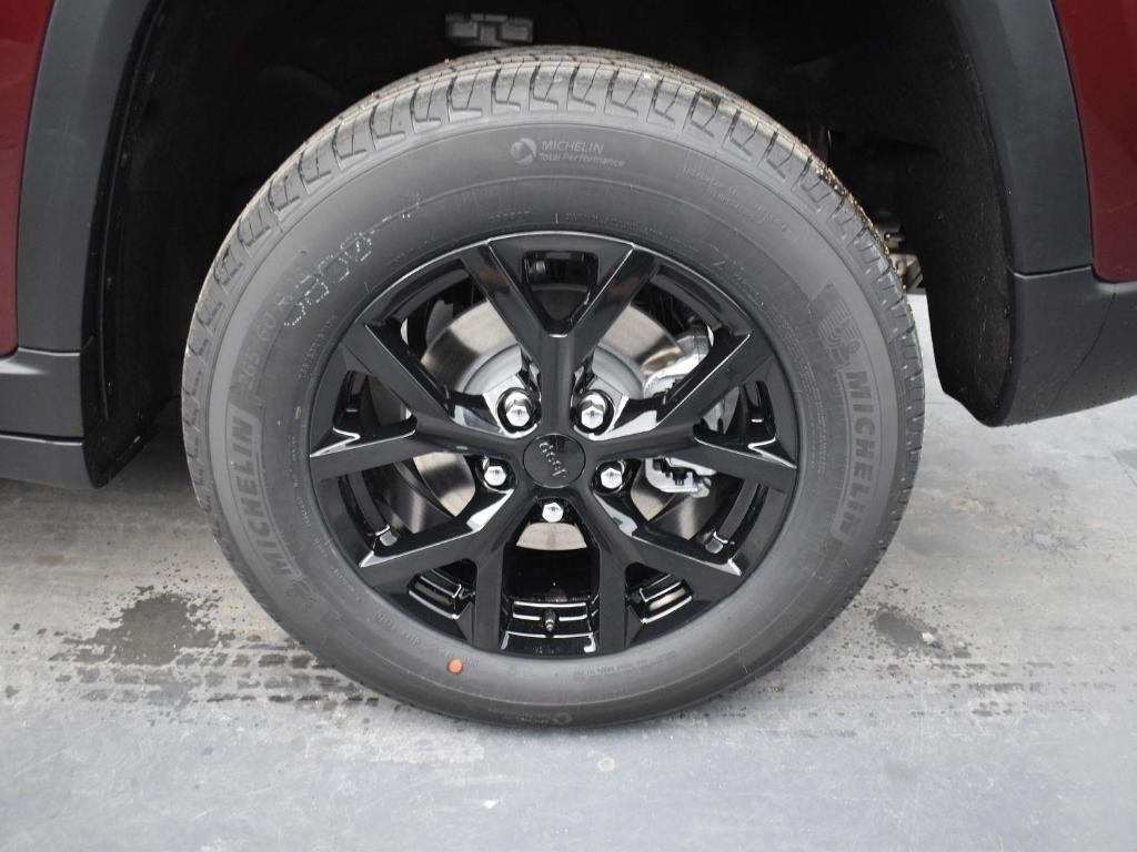 new 2025 Jeep Grand Cherokee car, priced at $40,812