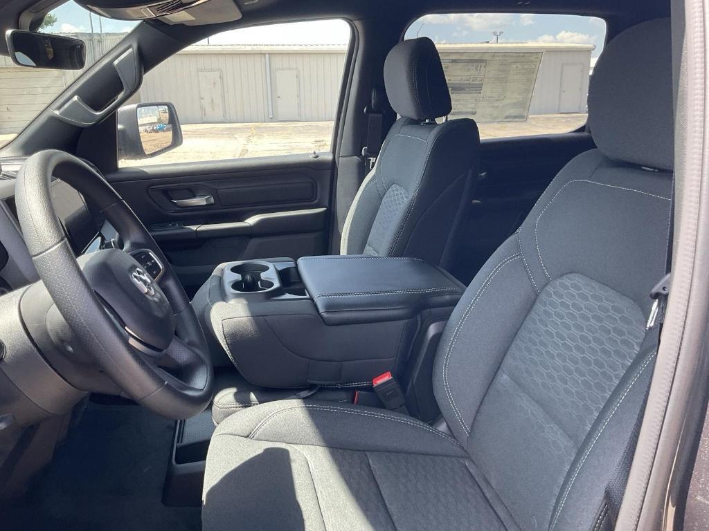 new 2025 Ram 1500 car, priced at $47,985