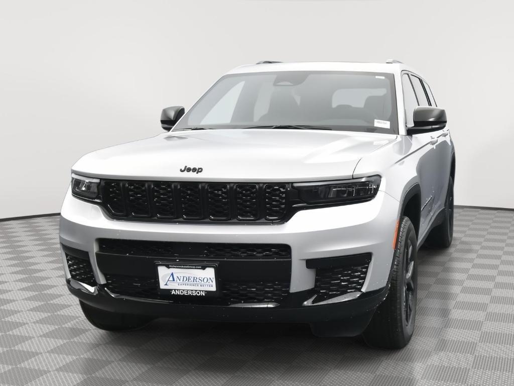 new 2025 Jeep Grand Cherokee L car, priced at $42,674