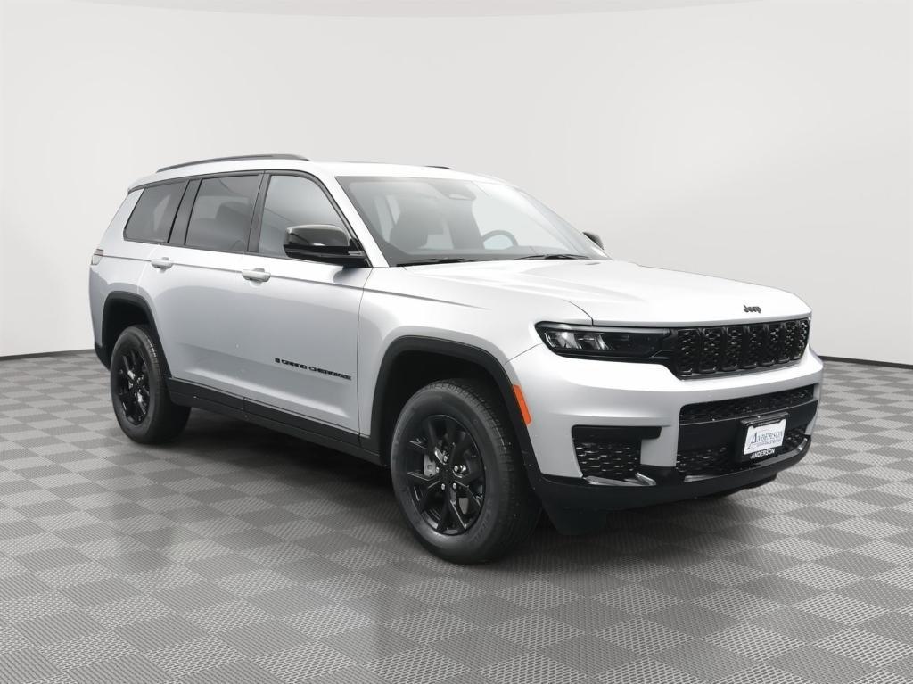 new 2025 Jeep Grand Cherokee L car, priced at $42,674