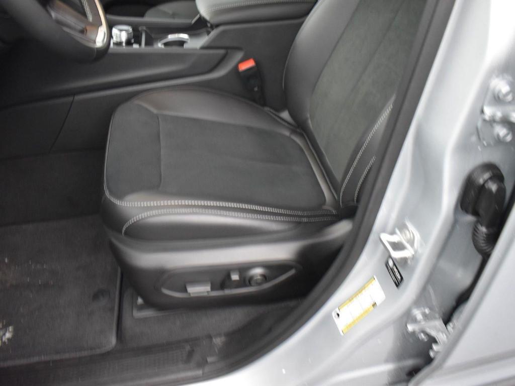 new 2025 Jeep Grand Cherokee L car, priced at $42,674