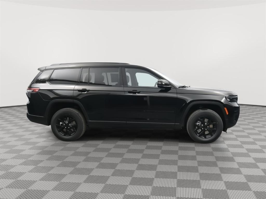 new 2025 Jeep Grand Cherokee L car, priced at $42,674
