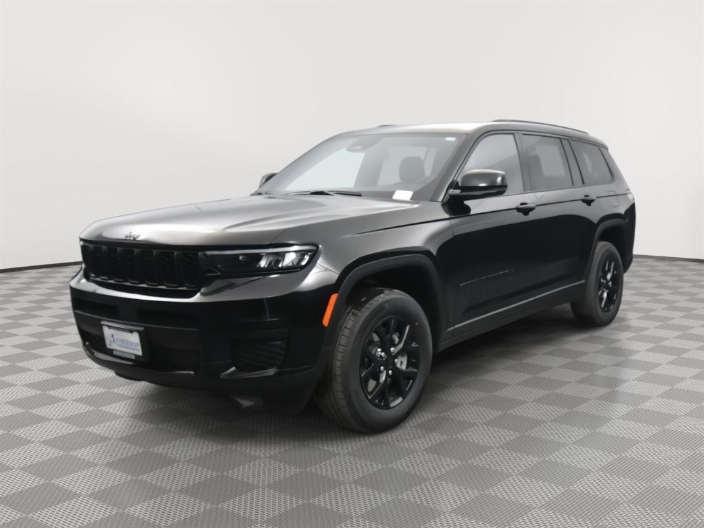 new 2025 Jeep Grand Cherokee L car, priced at $42,674