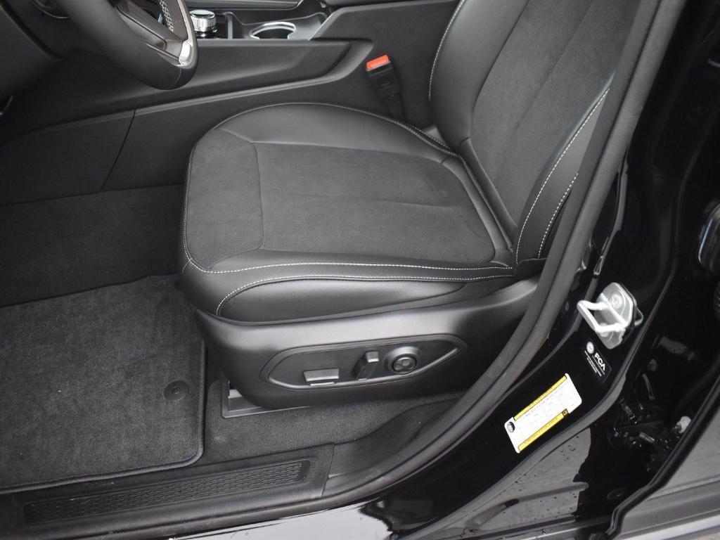 new 2025 Jeep Grand Cherokee L car, priced at $42,674
