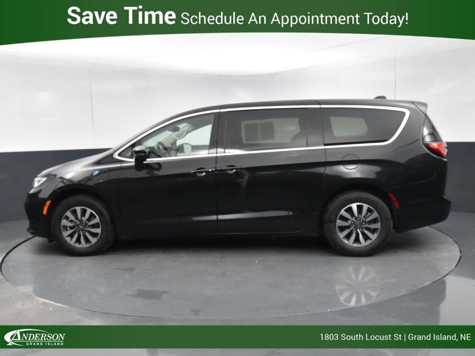 used 2024 Chrysler Pacifica Hybrid car, priced at $36,000