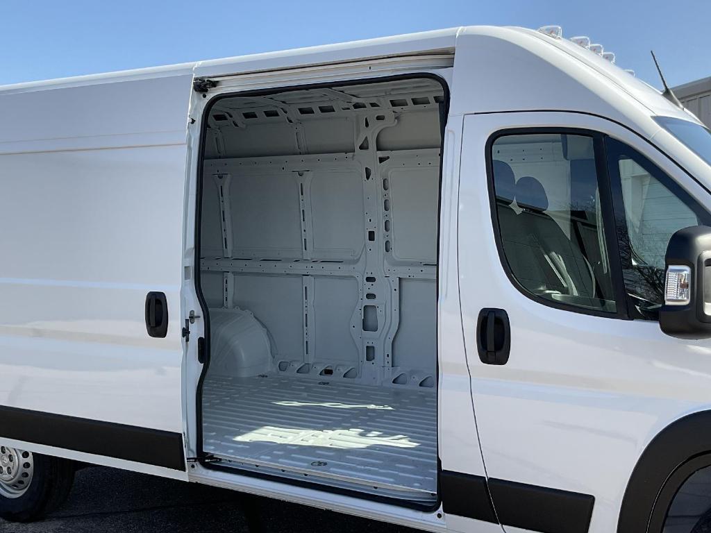 new 2025 Ram ProMaster 2500 car, priced at $49,810