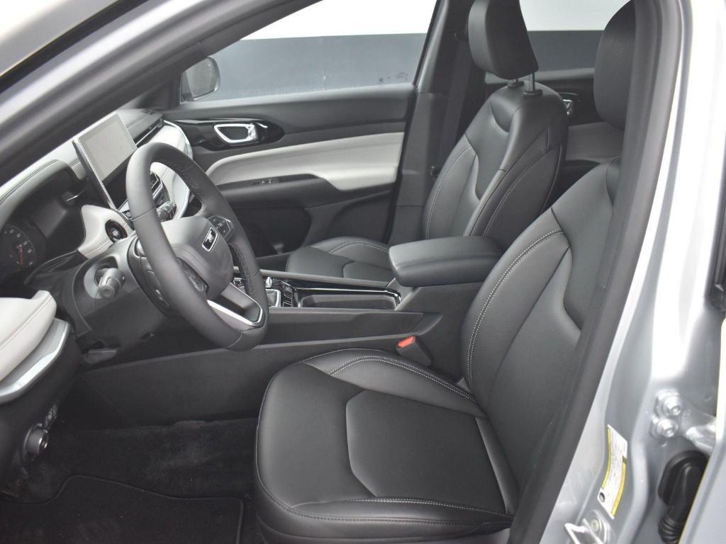 new 2025 Jeep Compass car, priced at $32,103