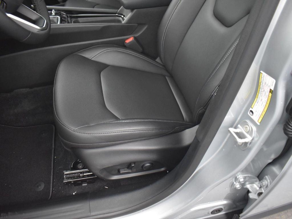 new 2025 Jeep Compass car, priced at $32,103