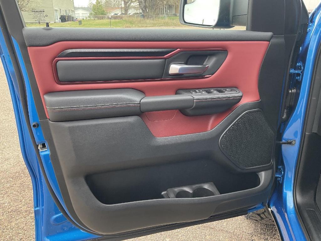 new 2025 Ram 1500 car, priced at $56,277