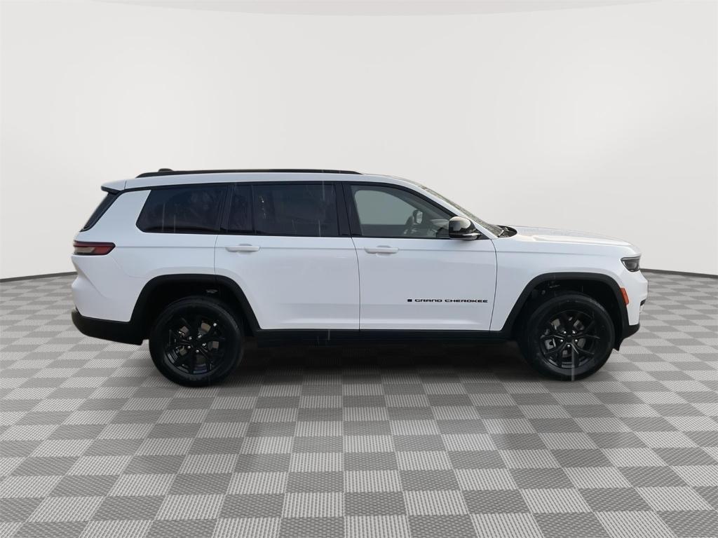 new 2025 Jeep Grand Cherokee L car, priced at $42,855