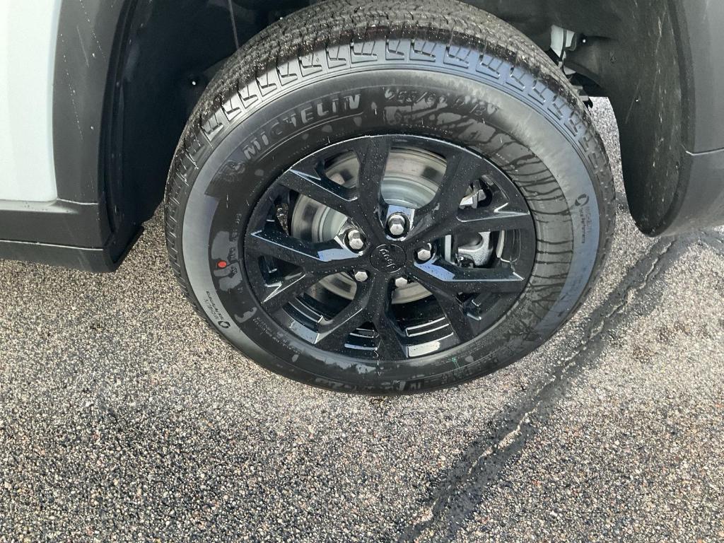 new 2025 Jeep Grand Cherokee L car, priced at $42,855