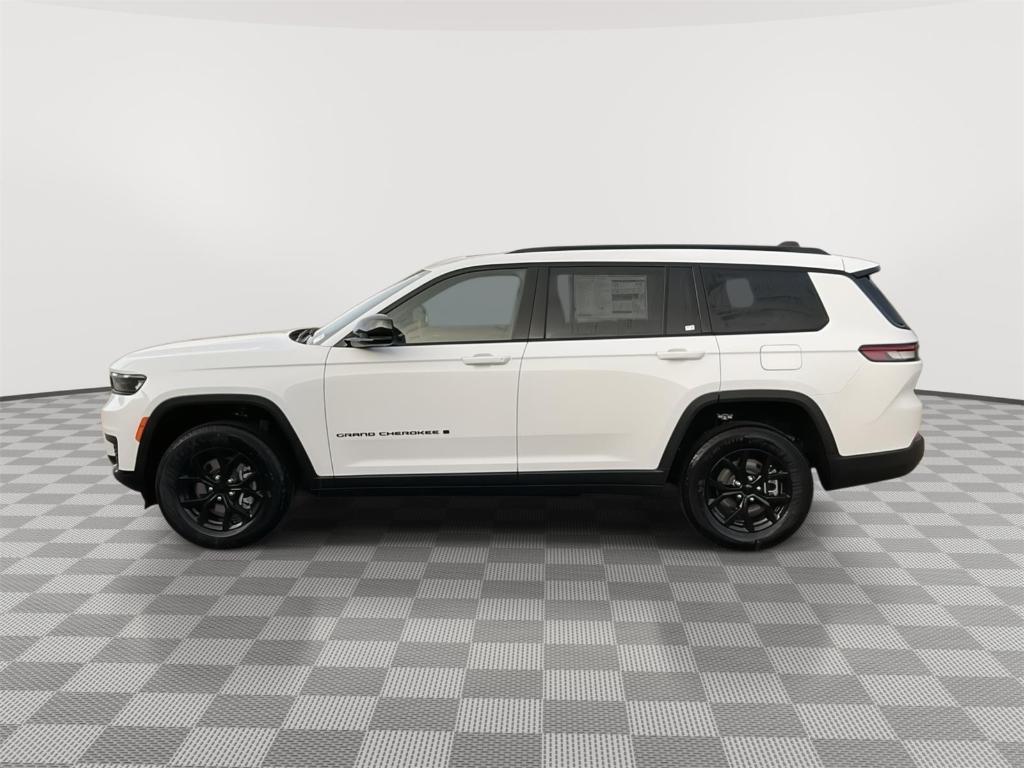 new 2025 Jeep Grand Cherokee L car, priced at $42,855