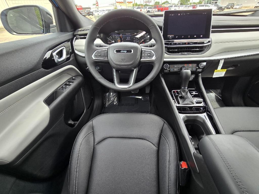 new 2025 Jeep Compass car, priced at $34,385