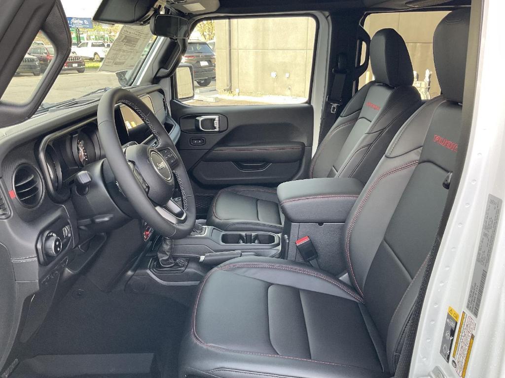 new 2025 Jeep Gladiator car, priced at $50,796