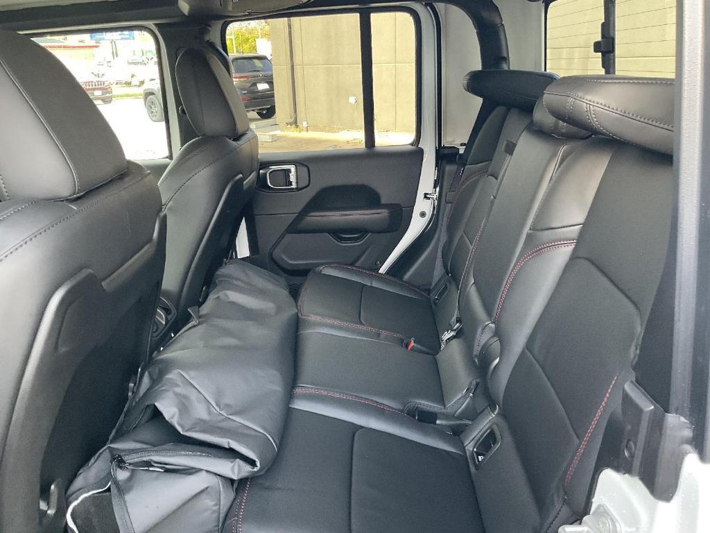 new 2025 Jeep Gladiator car, priced at $50,796