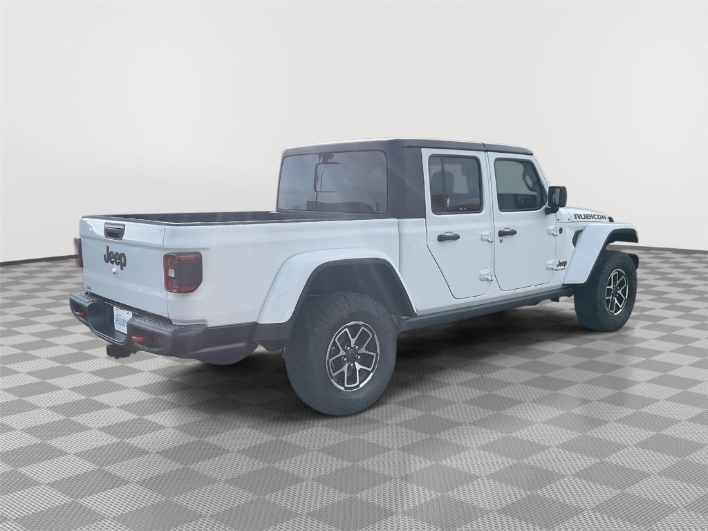 new 2025 Jeep Gladiator car, priced at $51,900