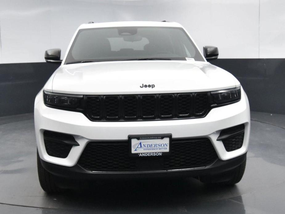 new 2025 Jeep Grand Cherokee car, priced at $42,935