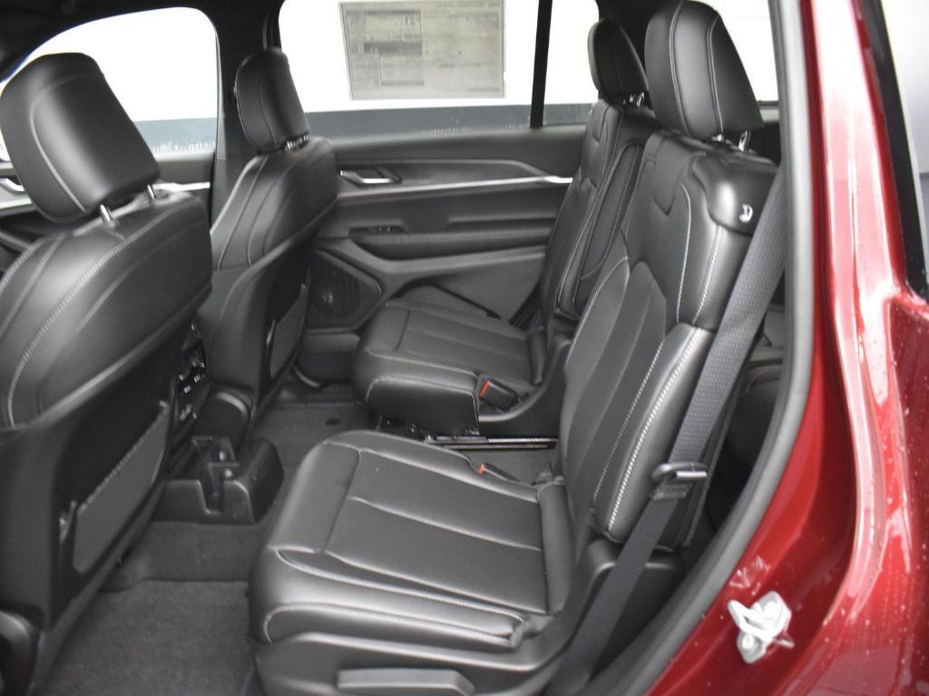 new 2025 Jeep Grand Cherokee L car, priced at $44,776