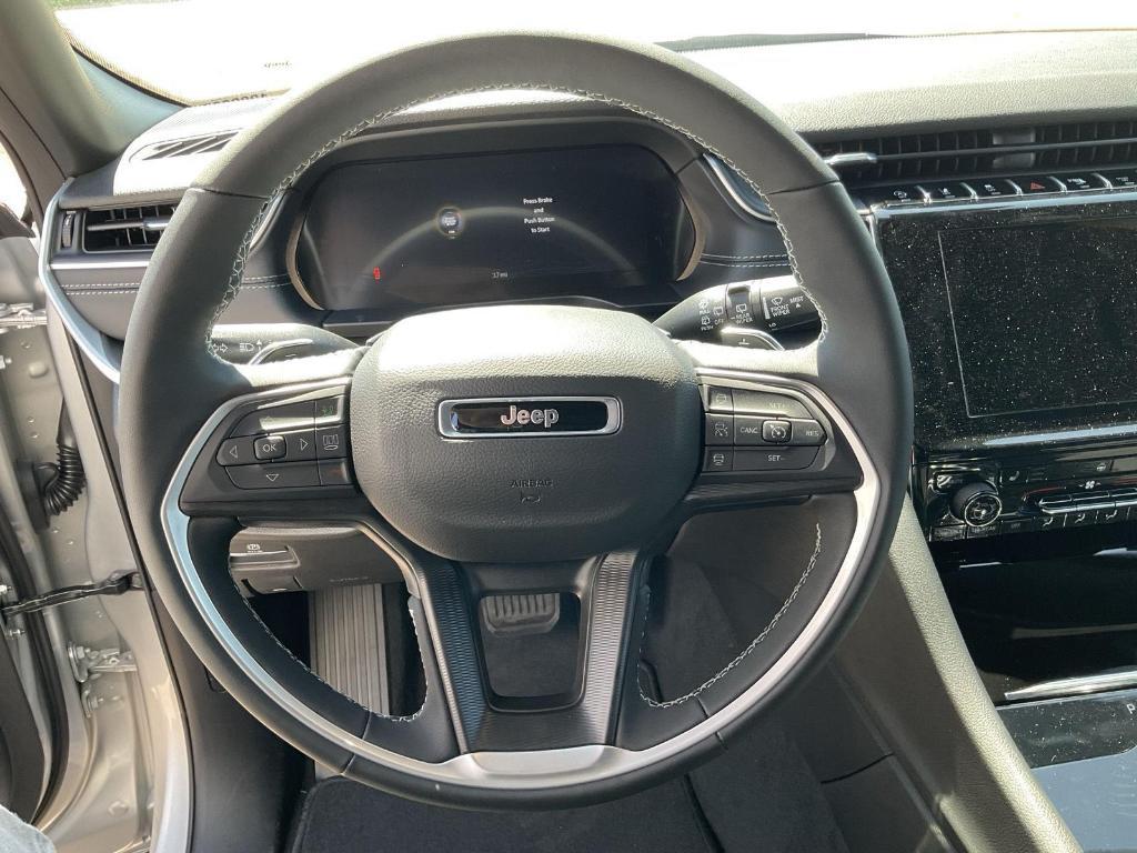 new 2025 Jeep Grand Cherokee L car, priced at $44,269