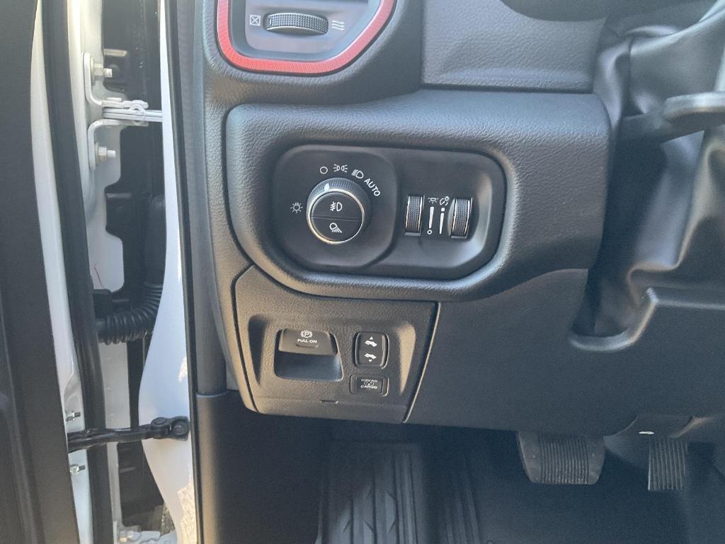 new 2025 Ram 1500 car, priced at $57,407
