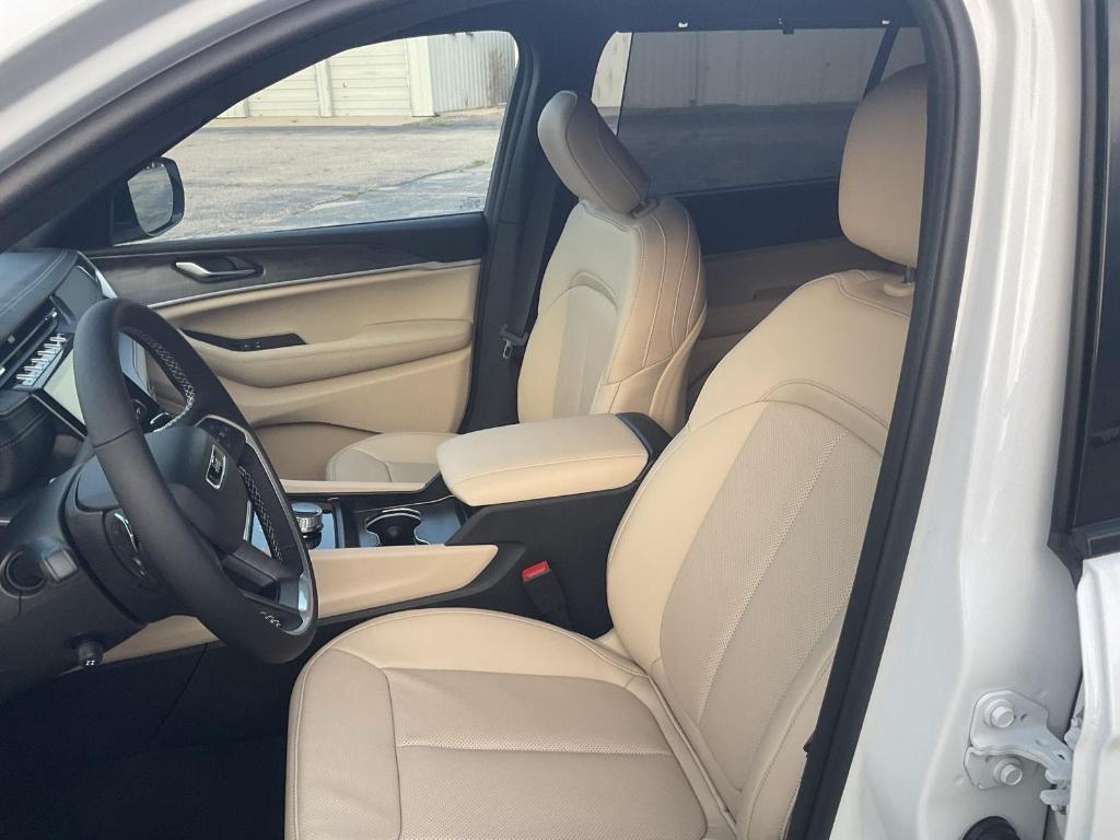 new 2025 Jeep Grand Cherokee L car, priced at $53,065