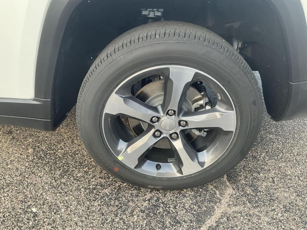 new 2025 Jeep Grand Cherokee L car, priced at $53,065