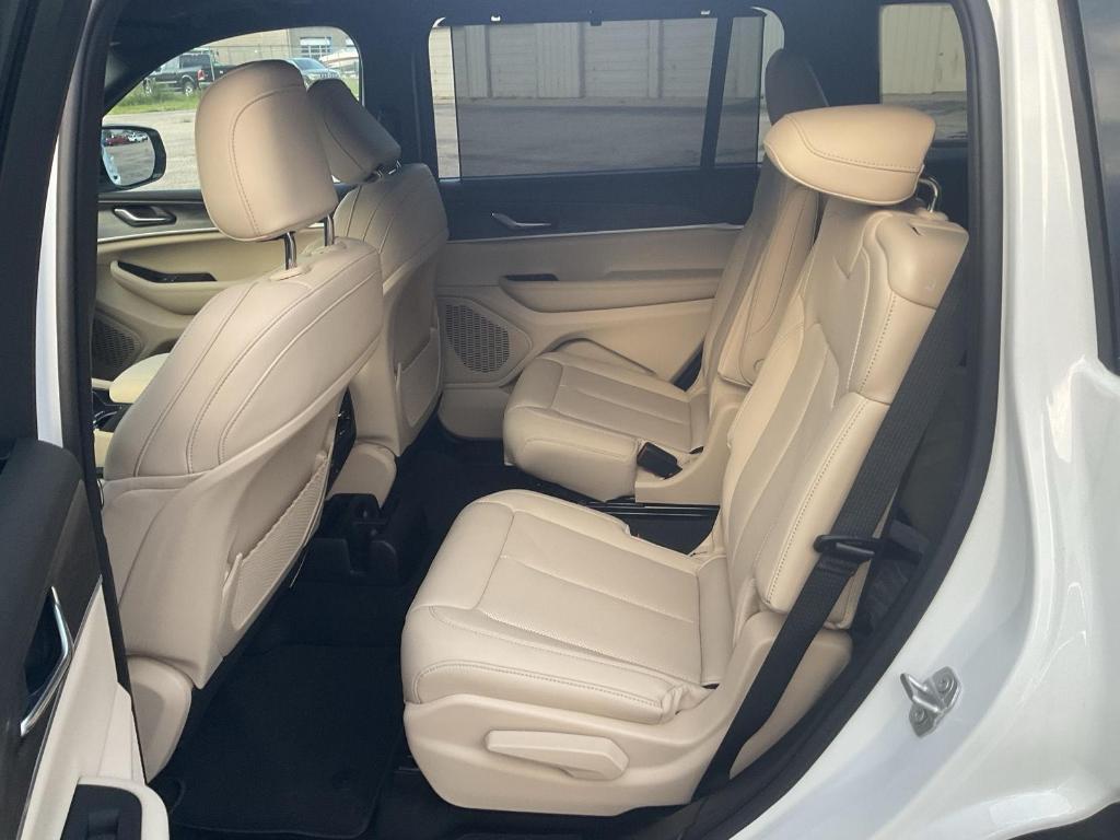new 2025 Jeep Grand Cherokee L car, priced at $53,065
