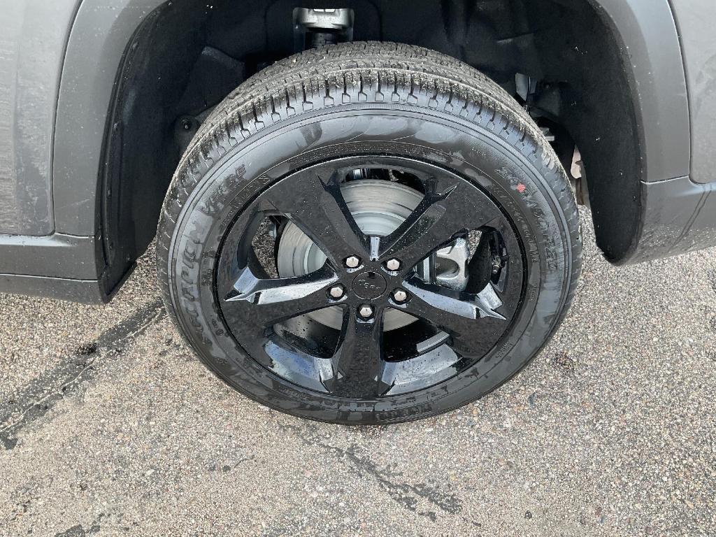 new 2025 Jeep Grand Cherokee L car, priced at $56,255