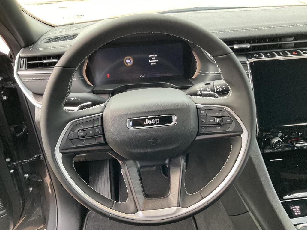 new 2025 Jeep Grand Cherokee L car, priced at $56,255