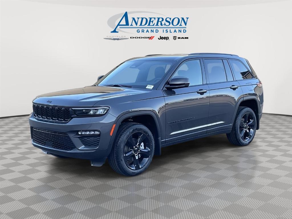 new 2025 Jeep Grand Cherokee car, priced at $45,608