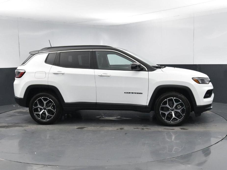 new 2025 Jeep Compass car, priced at $31,140