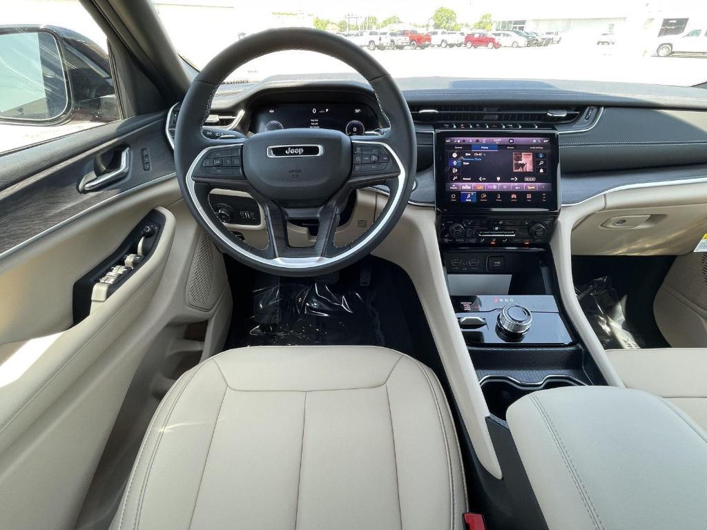 new 2025 Jeep Grand Cherokee L car, priced at $47,209