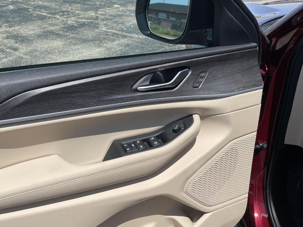 new 2025 Jeep Grand Cherokee L car, priced at $47,209