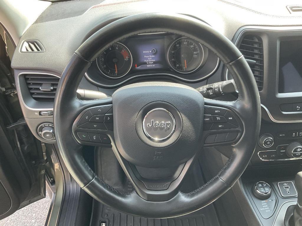 used 2020 Jeep Cherokee car, priced at $20,862