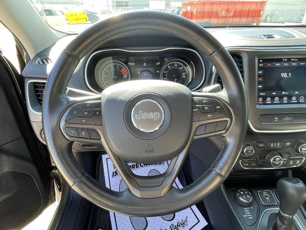 used 2020 Jeep Cherokee car, priced at $23,324