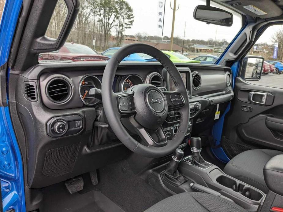 new 2023 Jeep Gladiator car, priced at $54,756