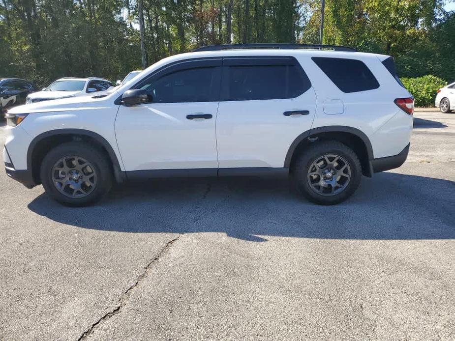 used 2024 Honda Pilot car, priced at $44,290