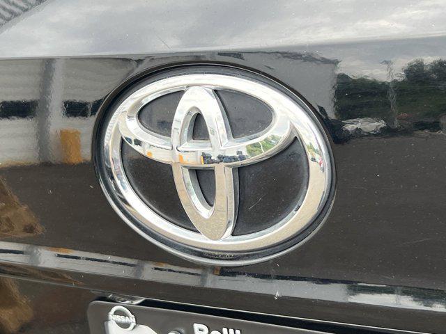 used 2021 Toyota Highlander car, priced at $32,499