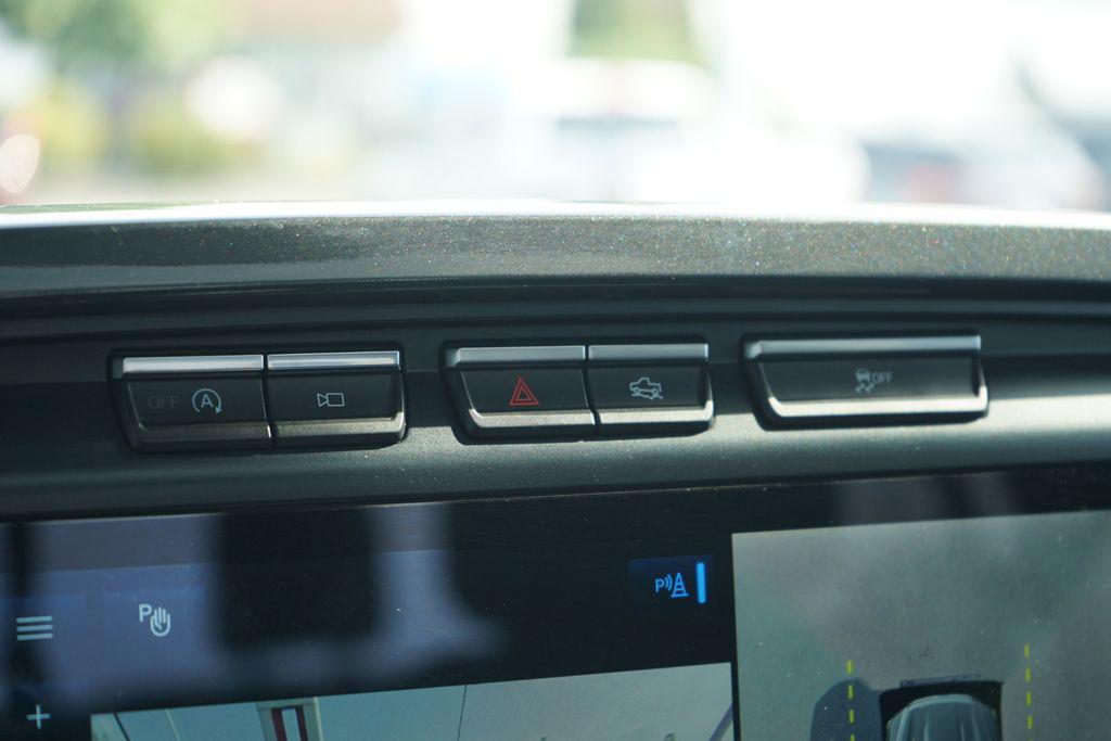 used 2022 Ford F-150 car, priced at $38,999