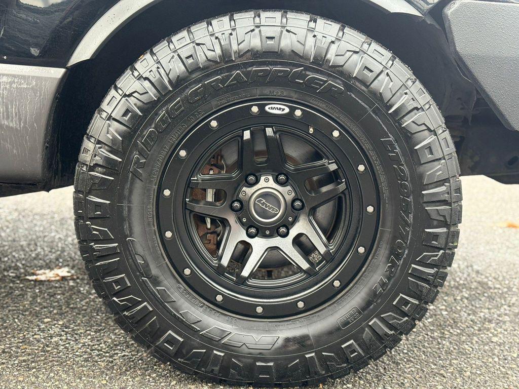 used 2005 Ford Expedition car, priced at $6,999