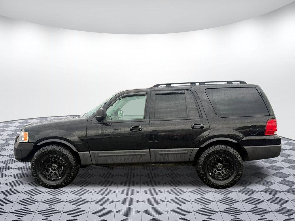 used 2005 Ford Expedition car, priced at $6,999